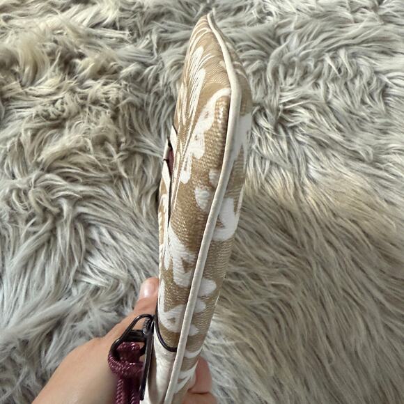 NWT COACH × GUANG YU  2656 Vale Gallery Pouch Signature Canvas W/ Rexy - Picture 5 of 8